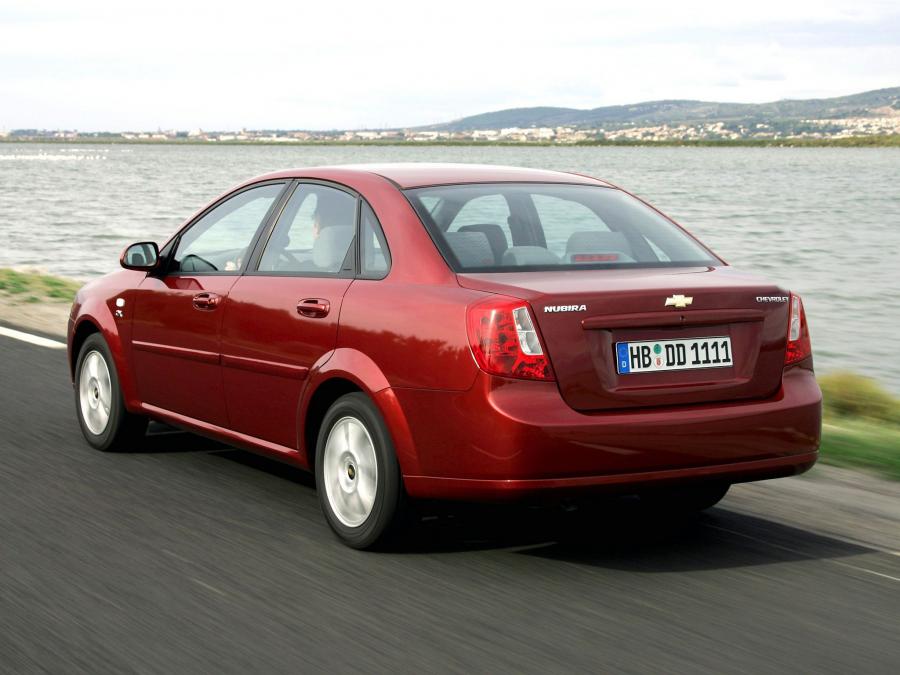  Chevrolet Nubira Sedan 2004 года  (фото 22 из 25)